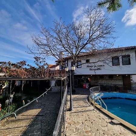 Къща За Гости Билдникс Malko Tŭrnovo Exterior foto